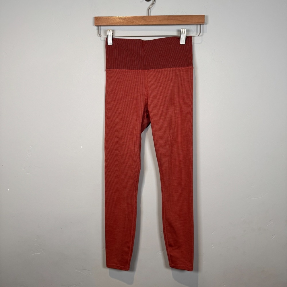 VUORI Lux Rib Studio Leggings Cinnamon Heather Burnt Orange Yoga Size XSmall XS? - Picture 2 of 6